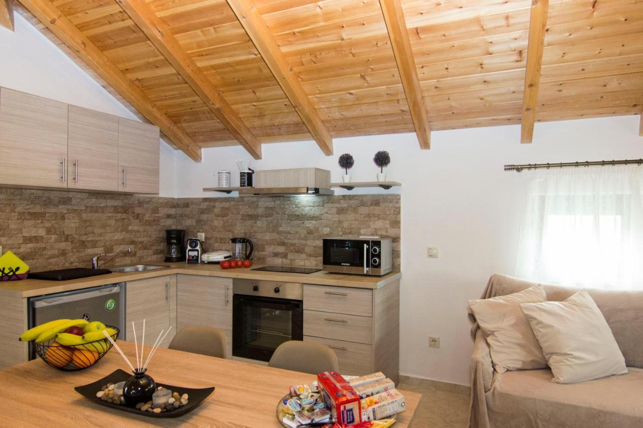Selinitsa Stone Studio - Mani Seaview Retreat Agios Nikolaos  Bagian luar foto