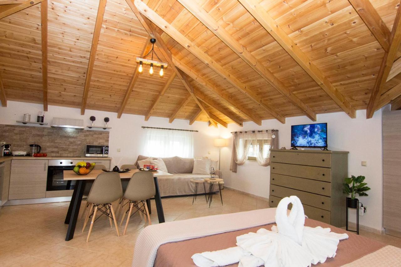 Selinitsa Stone Studio - Mani Seaview Retreat Agios Nikolaos  Bagian luar foto